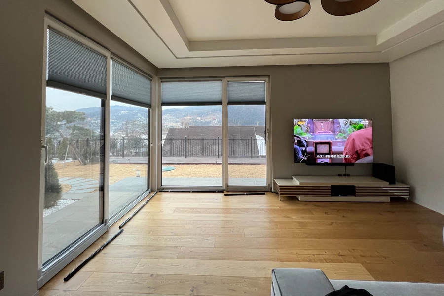 광명 전원주택 창호 필름 시공 후 마감 상태