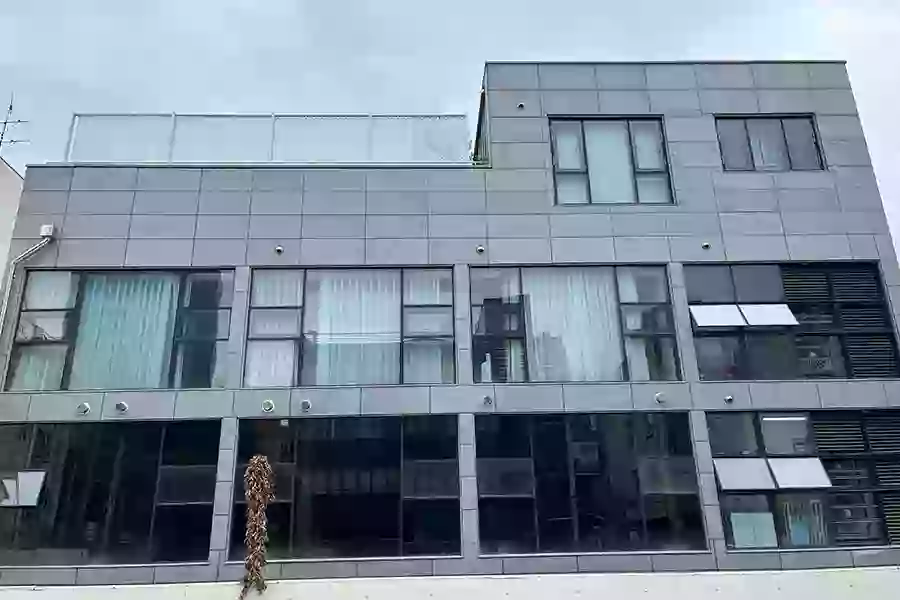 반려동물 케어센터 열차단 자외선차단 필름 시공 과정