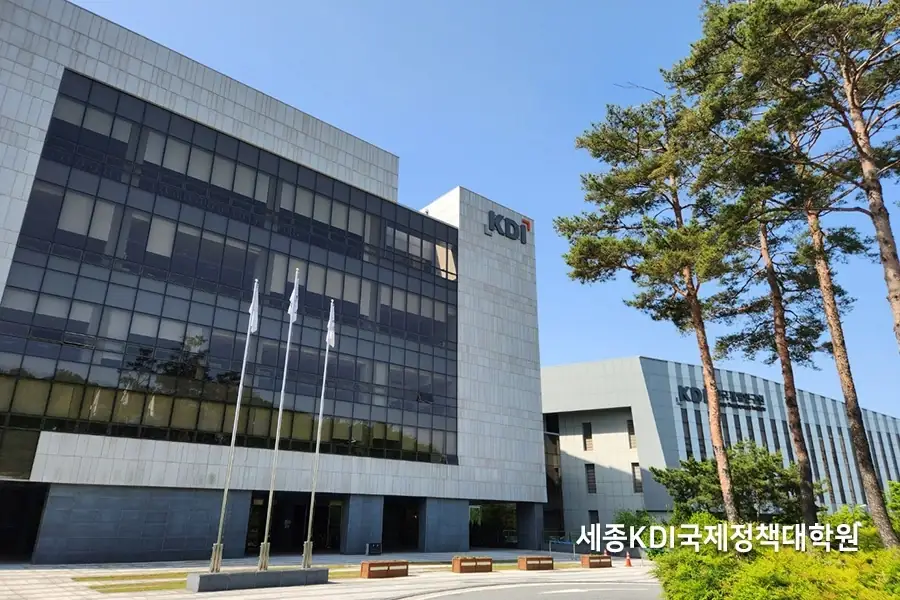 세종시 오피스 건물 통유리 외관